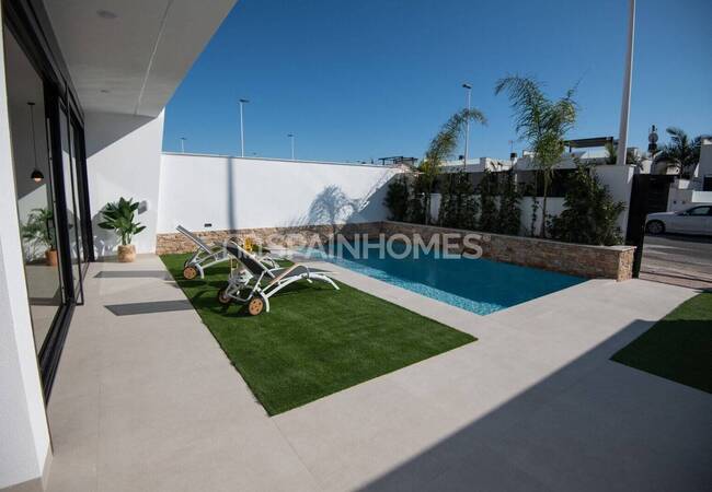 Villas Independientes Con Piscinas Privadas Y Solariums En San Javier 18