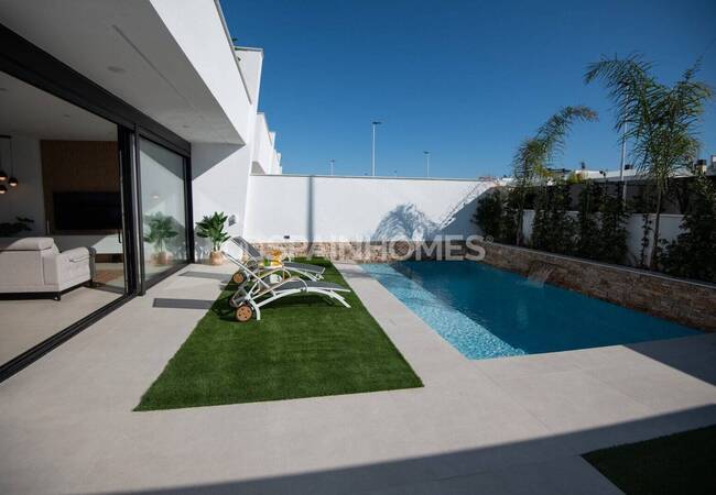 Villas Independientes Con Piscinas Privadas Y Solariums En San Javier 20