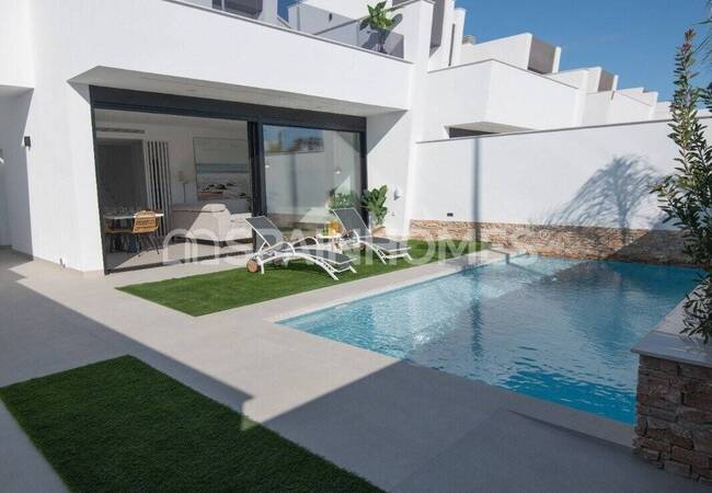 Villas Independientes Con Piscinas Privadas Y Solariums En San Javier 21