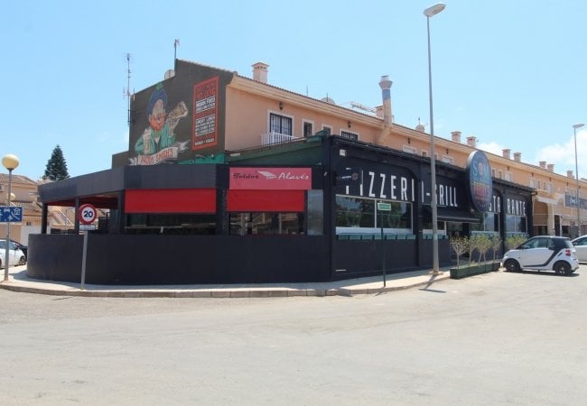 Murcia Cartagena'da Sahile Yakın Yenilenmiş Restoran 1