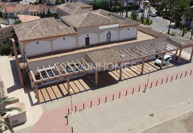 Large Commercial Property Close to Beach in Cartagena Murcia 3