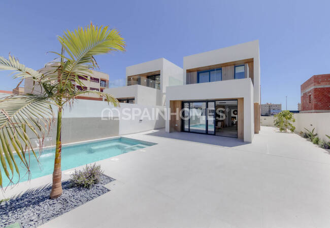 Detached Furnished Homes with Private Pools in Aguilas Costa Calida