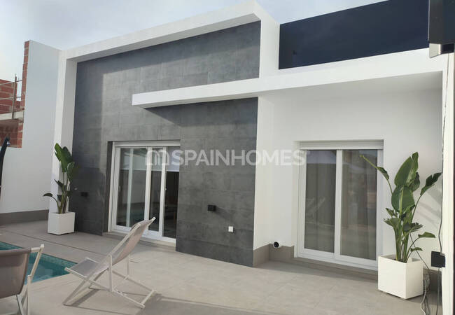 High Quality Detached Villas with Private Pools in Murcia
