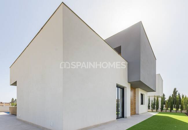 Turnkey Detached Houses with Private Pools in Cartagena 4