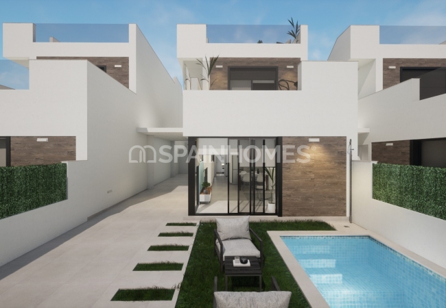 Villas with Private Pool and Car Park in Los Alcazares Murcia 1