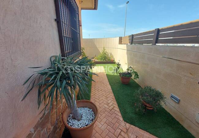 Detached Villa with Extensive Exterior Space in San Javier 10