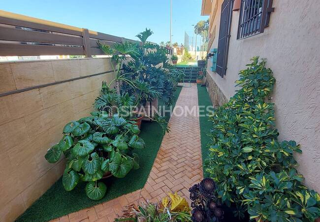 Detached Villa with Extensive Exterior Space in San Javier 11