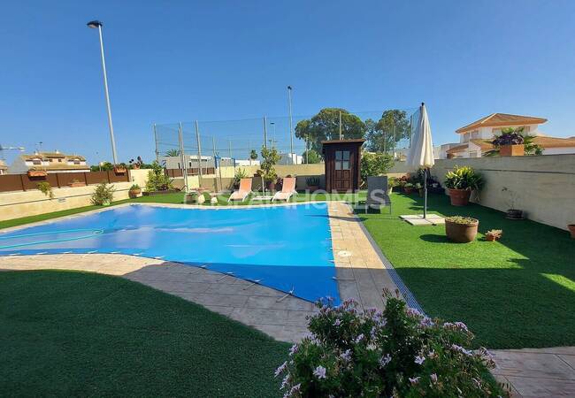 Detached Villa with Extensive Exterior Space in San Javier 13
