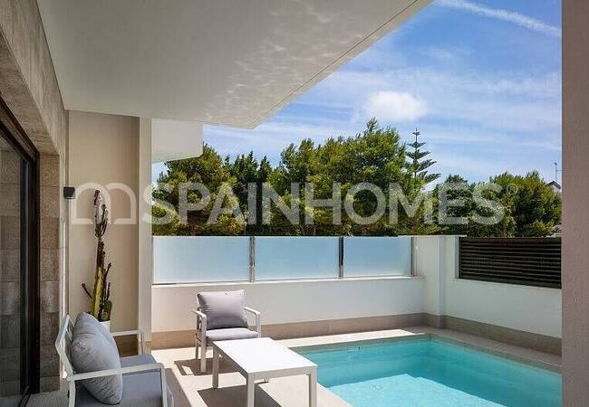 San Pedro Del Pinatar'da Özel Havuzlu ve Şık Tasarımlı Villa 3