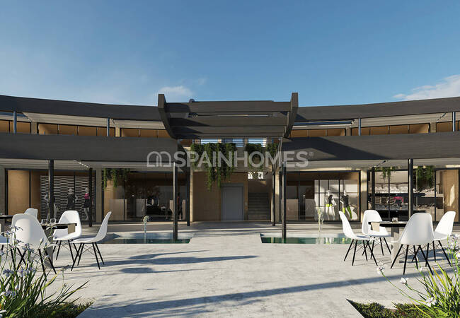 Commercial Properties in Sought After Area La Manga Club 1