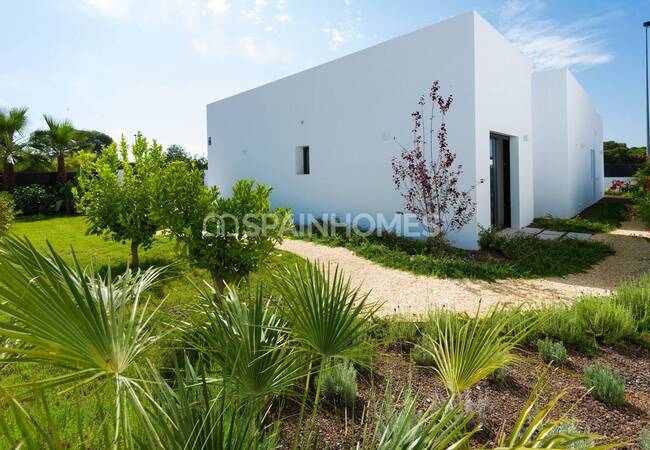 Cartagena'da Plaja Yürüme Mesafesinde Havuzlu Müstakil Villa 10