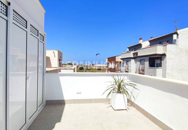 Contemporary Properties with Private Pools in San Javier 6