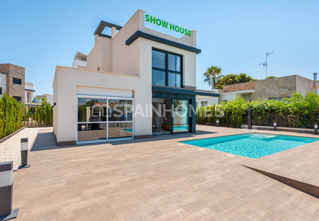 Detached Villas Close to the Beach in Guardamar Cartagena 1