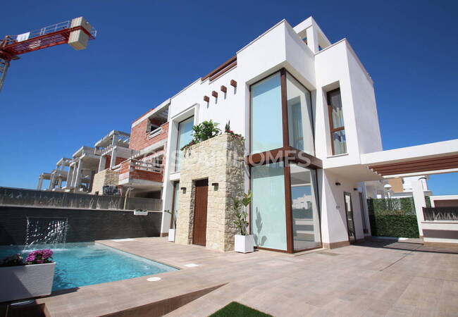 Detached Villas Close to the Beach in Guardamar Cartagena 9