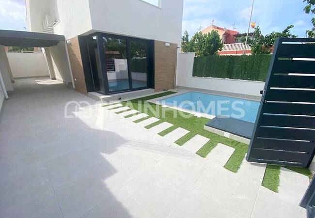 Huis Met Zwembad En Parkeerplaats In Los Alcázares Murcia 2