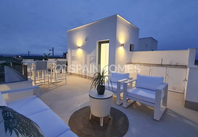 Torre Pacheco'da Prestijli Bir Sitede Modern Villalar 31