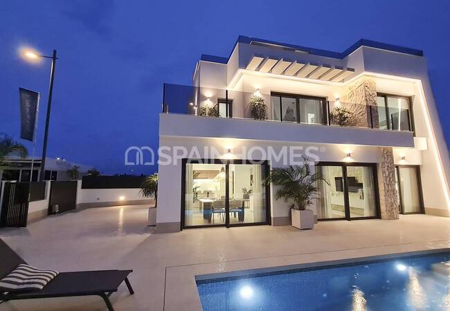 Torre Pacheco'da Prestijli Bir Sitede Modern Villalar 23