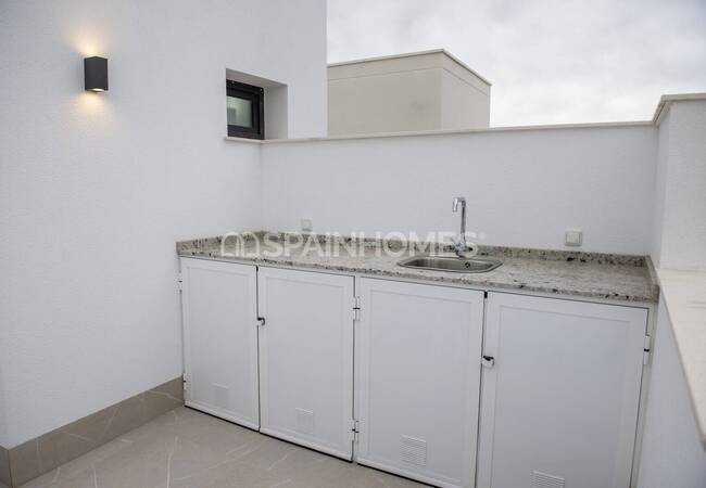 Torre Pacheco'da Prestijli Bir Sitede Modern Villalar 33