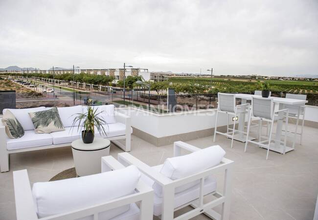 Torre Pacheco'da Prestijli Bir Sitede Modern Villalar 34