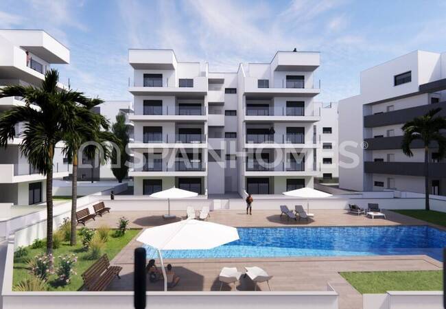 Apartments in Complex with Pool Close to Beach in Los Alcazares 1