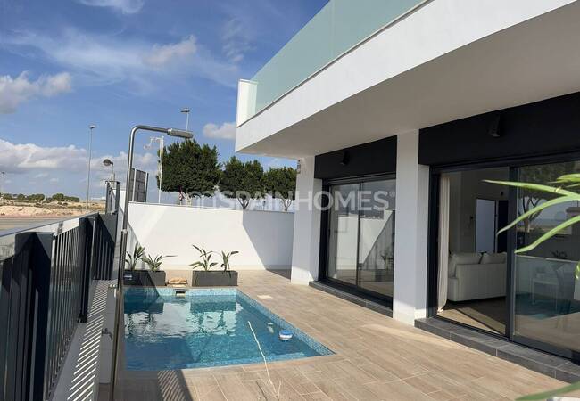 Property with 2 Bedrooms and Private Pool in Murcia Roldan 3