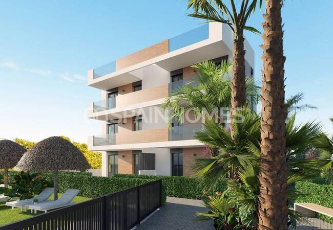 Los Alcázares'te Plaja ve Golf Sahasına Yakın Konumda Daireler 3