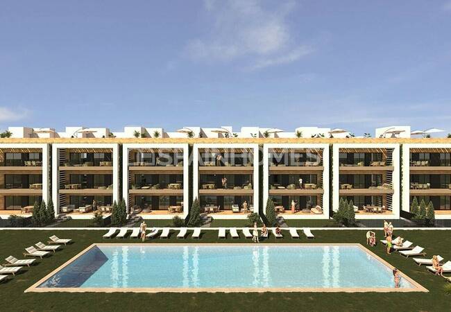 Elegant Golf Apartments Near the Sea in Los Alcázares