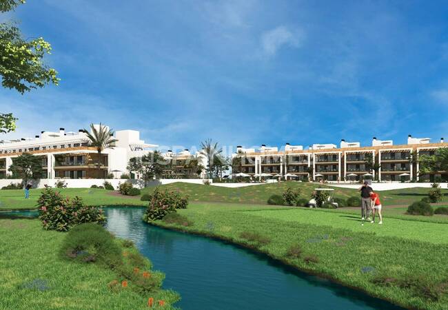 Elegant Golf Apartments Near the Sea in Los Alcázares 5