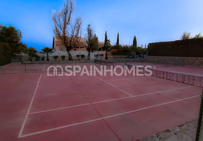 Detached Ready-to-move House with Swimming Pool in Murcia 16