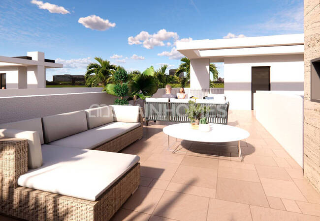 Detached 3-bedroom Houses with Private Pools in Los Alcázares Murcia 5