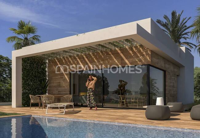 3-bedroom Detached Houses Near a Golf Course in Los Alcázares