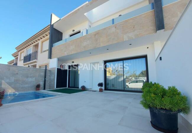 3-bedroom Villas with Swimming Pool in San Pedro Del Pinatar