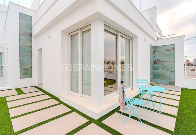 3-bedroom Villas with Pools and Parking in Los Alcázares Murcia 15