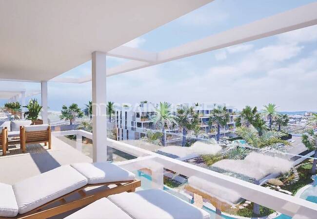 Flats with Gardens or Roof Terraces in Mar De Cristal 2