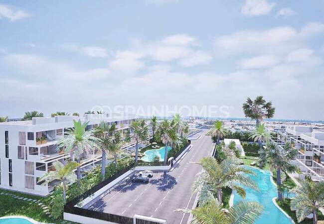 Flats with Gardens or Roof Terraces in Mar De Cristal 5