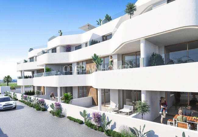 Los Alcázares Golf Resort'ta Deniz Manzaralı Şık Daireler 2