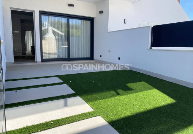 Flat with a Garden Near the Beach in San Pedro 4