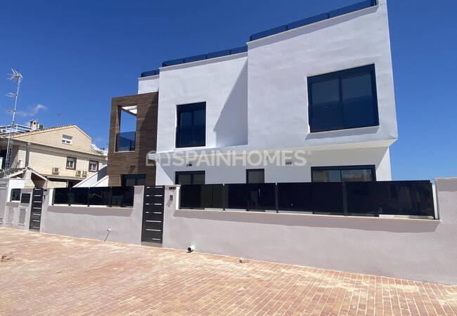 Flat with a Garden Near the Beach in San Pedro 7