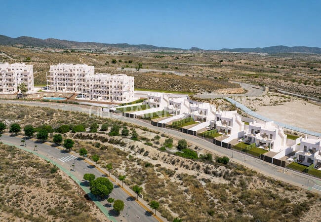 Nature-view Villas in a Complex with Pool in Murcia 1