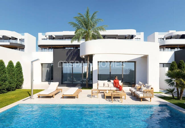 Detached Villas with Pool Near Golf Couse in Los Alcázares Murcia 2