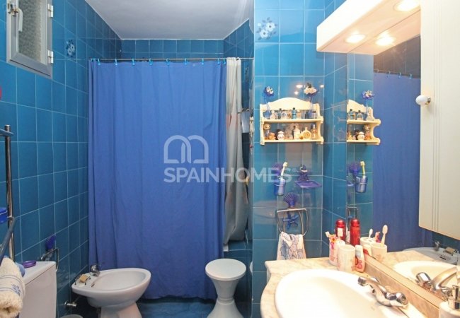 Malaga'da Merkezi Konumda Deniz Manzaralı Ferah Daire 31