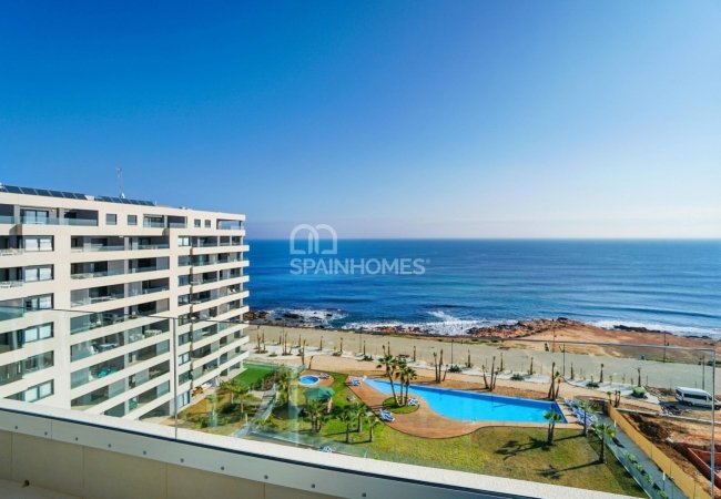 Contemporary Apartments with Storage Room and Garage in Costa Blanca