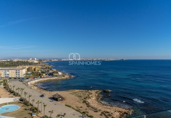Contemporary Apartments with Storage Room and Garage in Costa Blanca