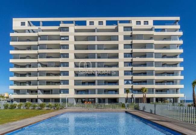 Contemporary Apartments with Storage Room and Garage in Costa Blanca