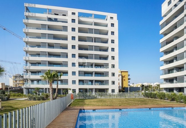 Contemporary Apartments with Storage Room and Garage in Costa Blanca