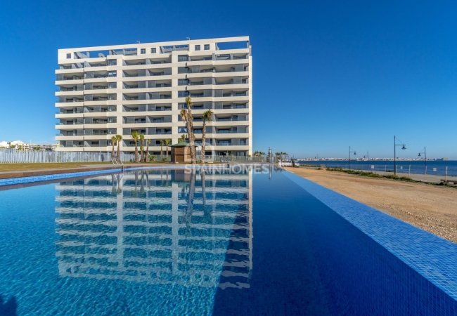 Contemporary Apartments with Storage Room and Garage in Costa Blanca