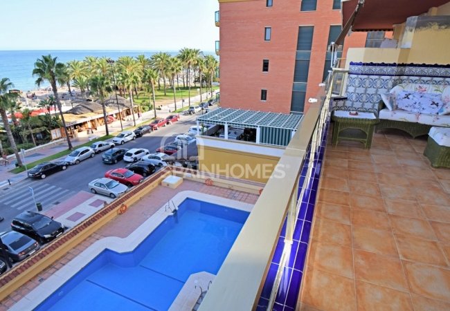 Beachfront Apartment in a Great Location in Torremolinos 8