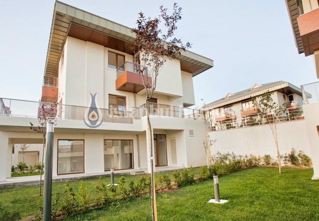 Fourplex Istanbul Villas in Beylikduzu 15