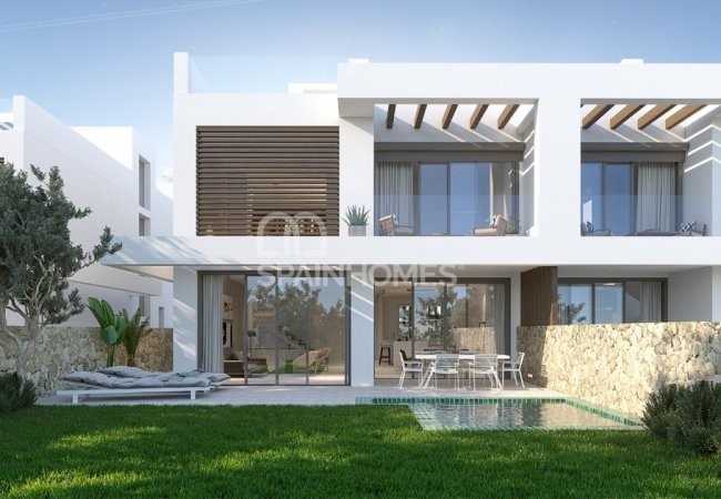 High-class Villas with Private Pool and Garden in Marbella 2