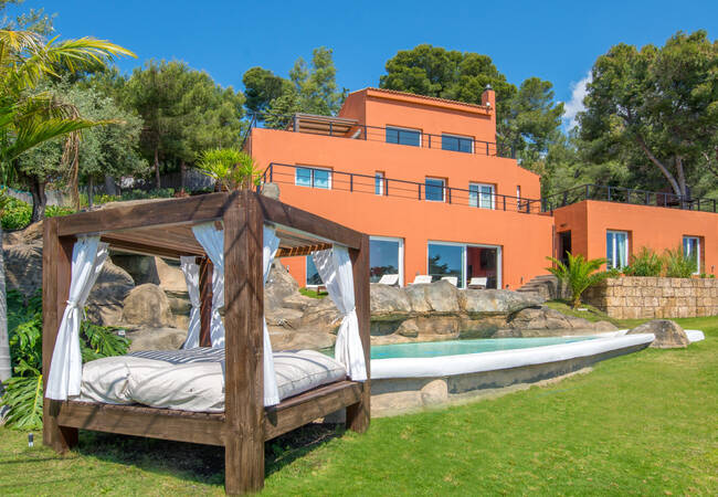 Luxuriöse Villa Mit Extras Vor Ort In Benalmádena 1